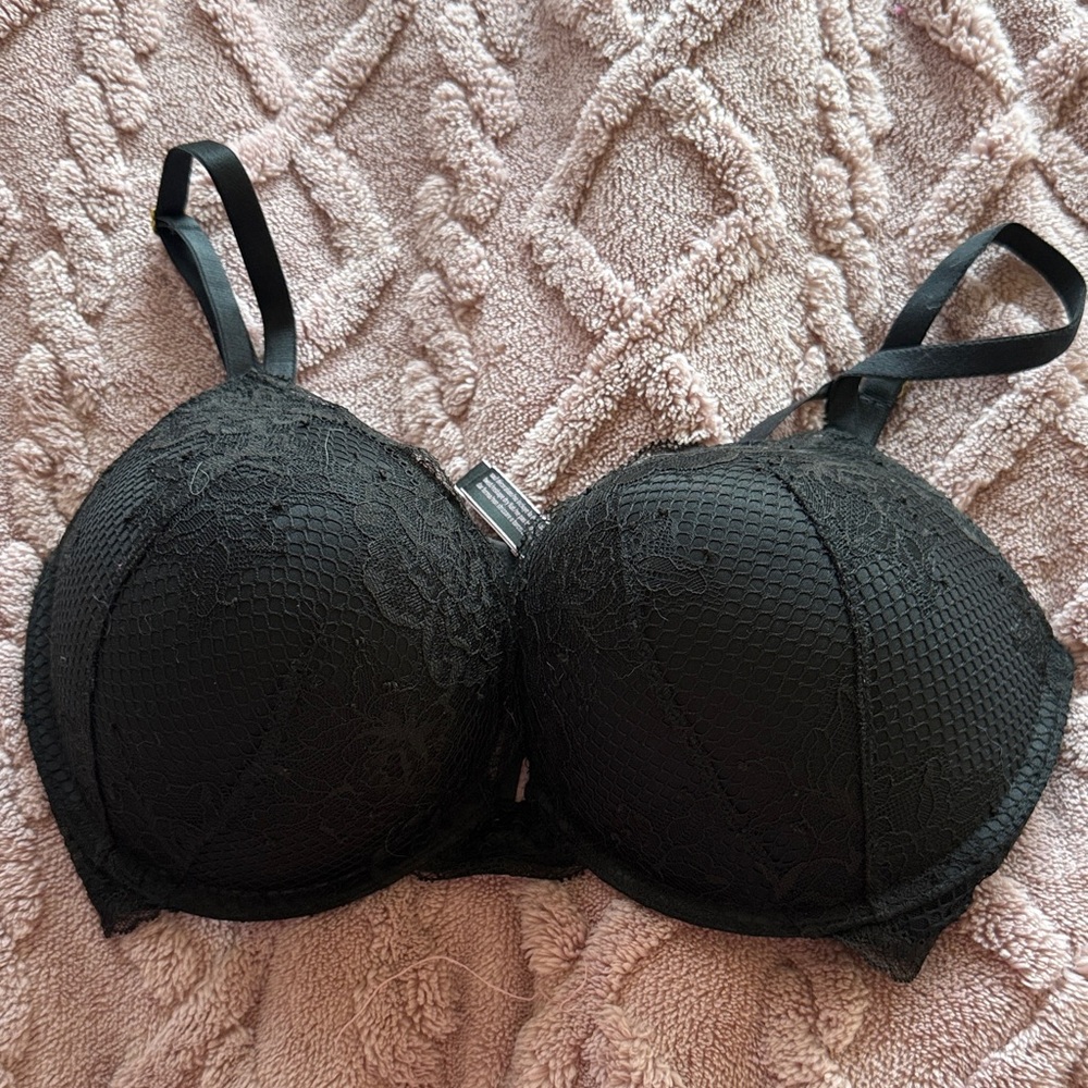 Victoria secret black bombshell 34DD